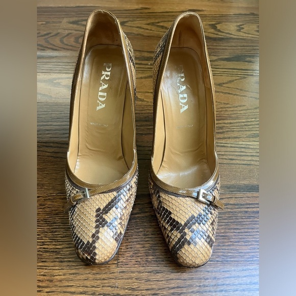 Prada Womens Snakeskin Leather Stiletto High Heels Buckle Shoes Sz. 38 brown tan - Picture 2 of 11
